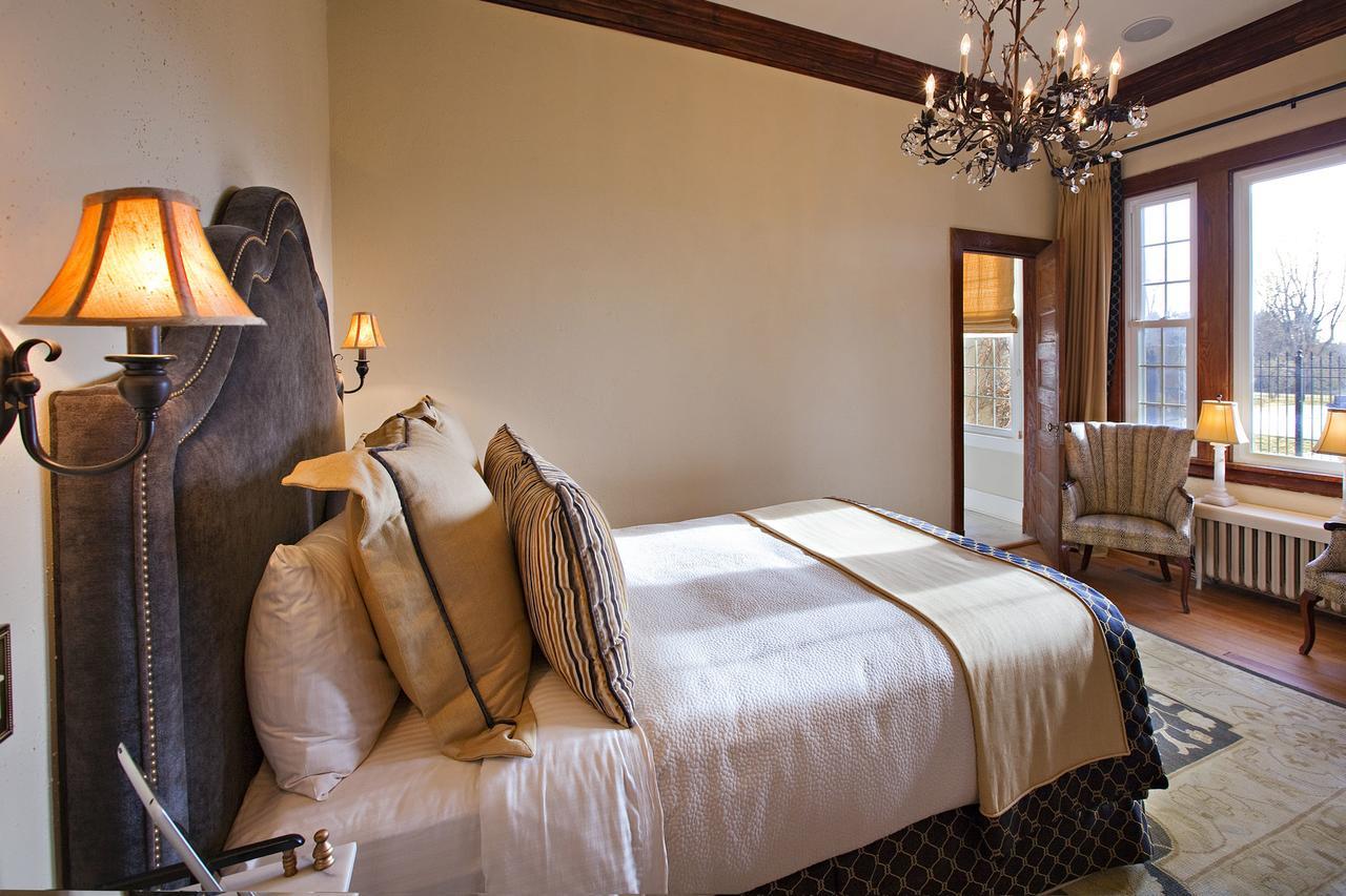 Bed and Breakfast Glen Gordon Manor Huntly Exterior foto